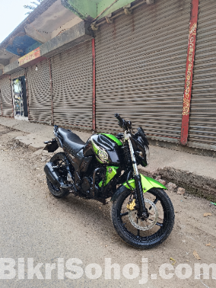 YAMAHA FZ V1